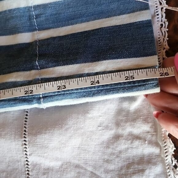 Ann Taylor High Waisted Wide Leg Belted Blue Jean Sz. 0 Capris w Pockets - Picture 10 of 10